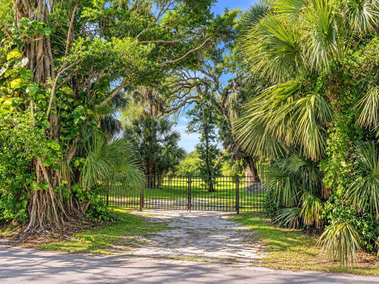 LOT 12 MONTCLAIR DR, Sarasota, FL 34231