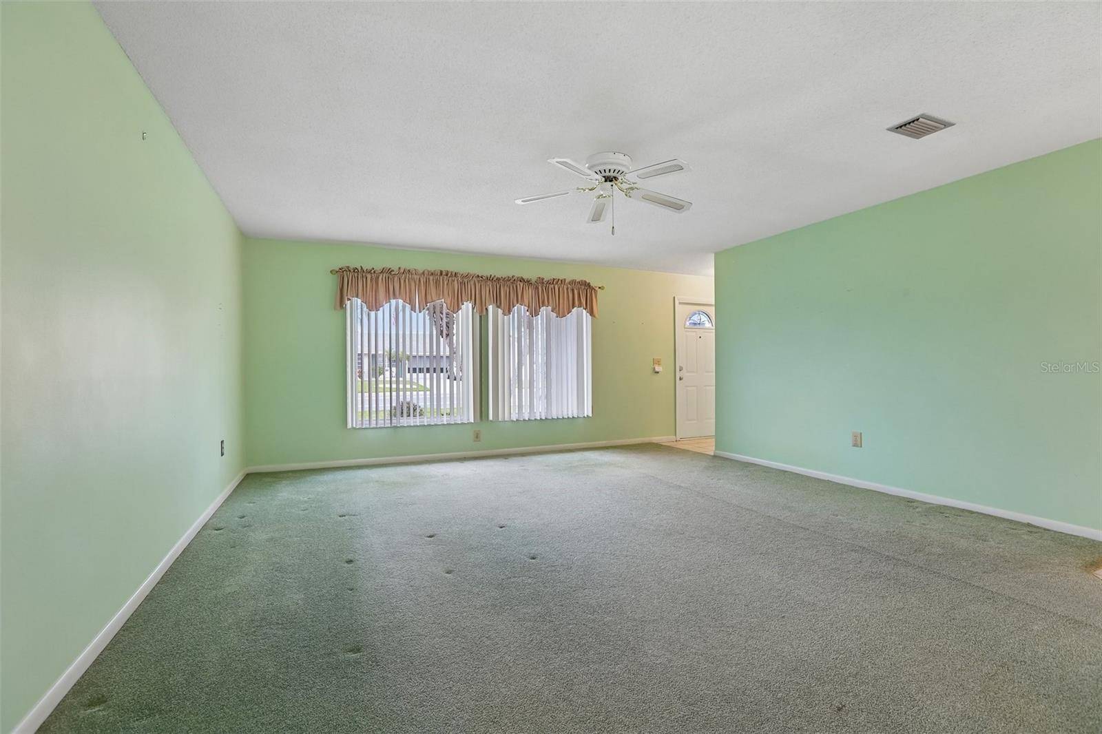 1722 W DEL WEBB BLVD, Sun City Center, FL 33573