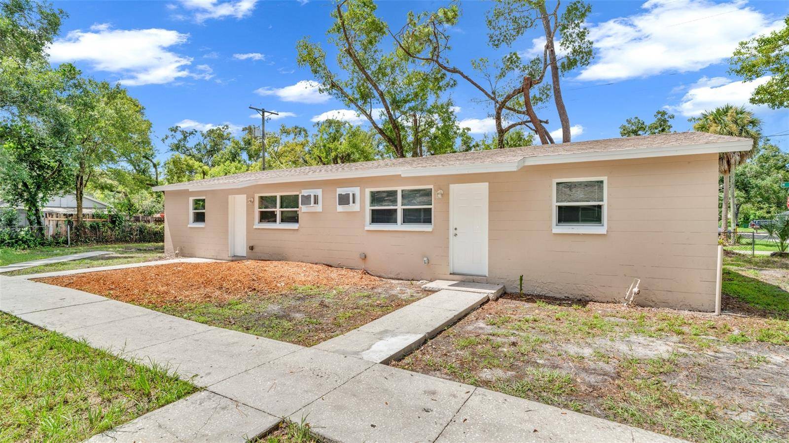 1701 E NOME ST, Tampa, FL 33604