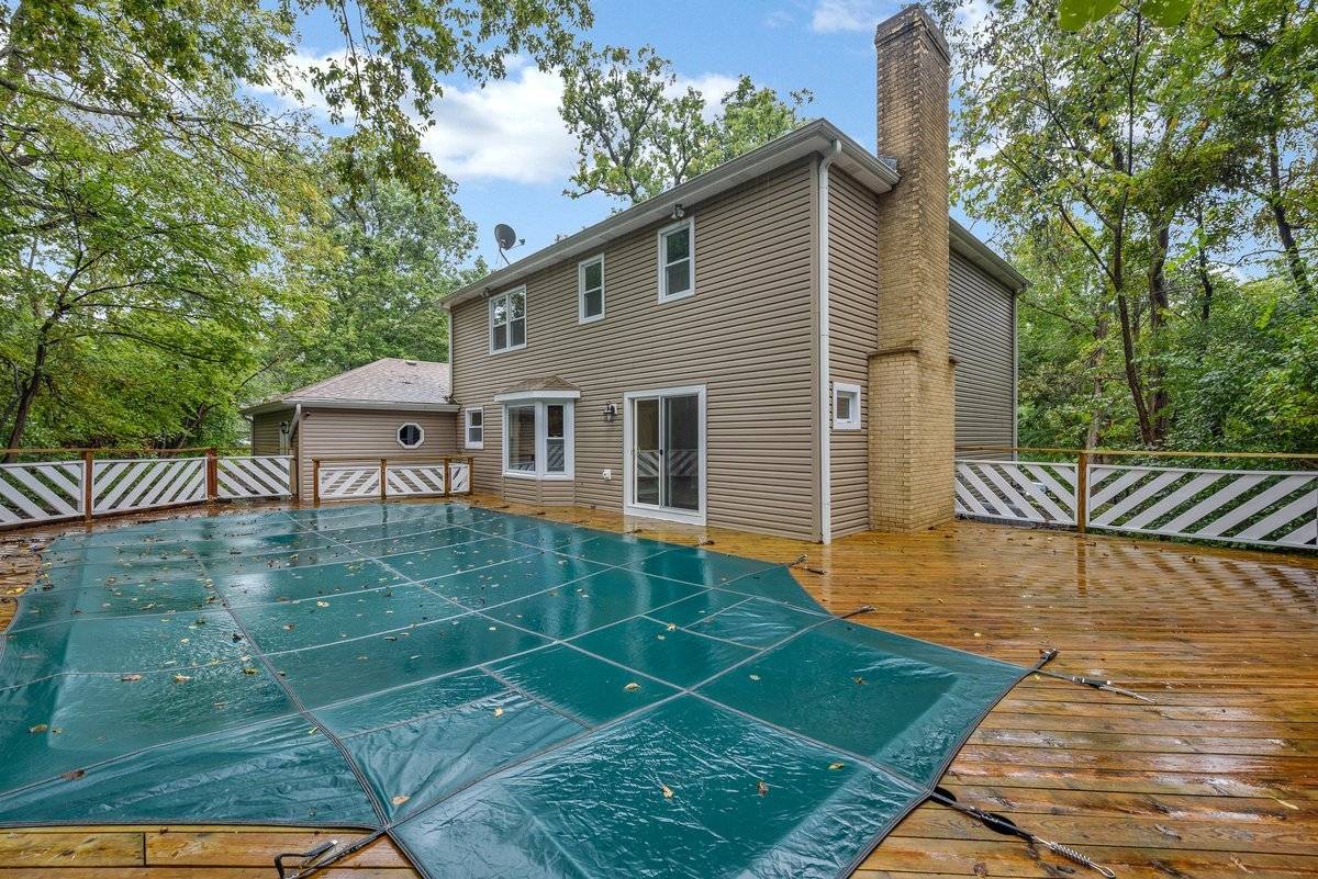 230 Saint Andrews DR, Bolingbrook, IL 60440