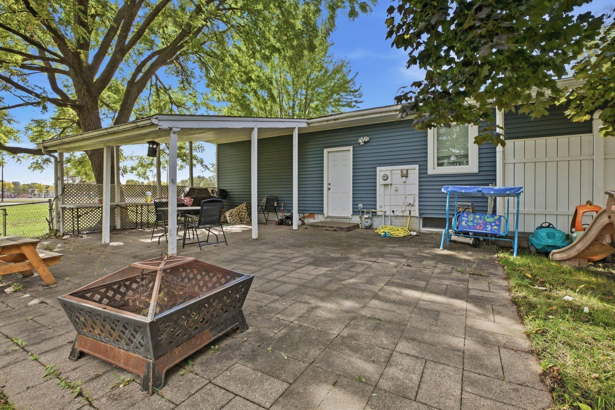908 Brenda Lee DR, Saint Cloud, MN 56303