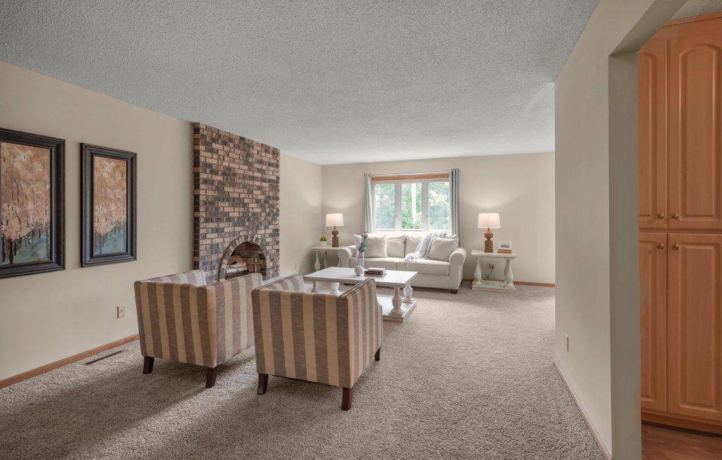 10221 Jeffery LN, Corcoran, MN 55374