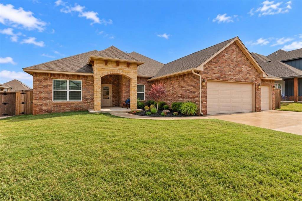 11709 NW 103rd ST, Yukon, OK 73099