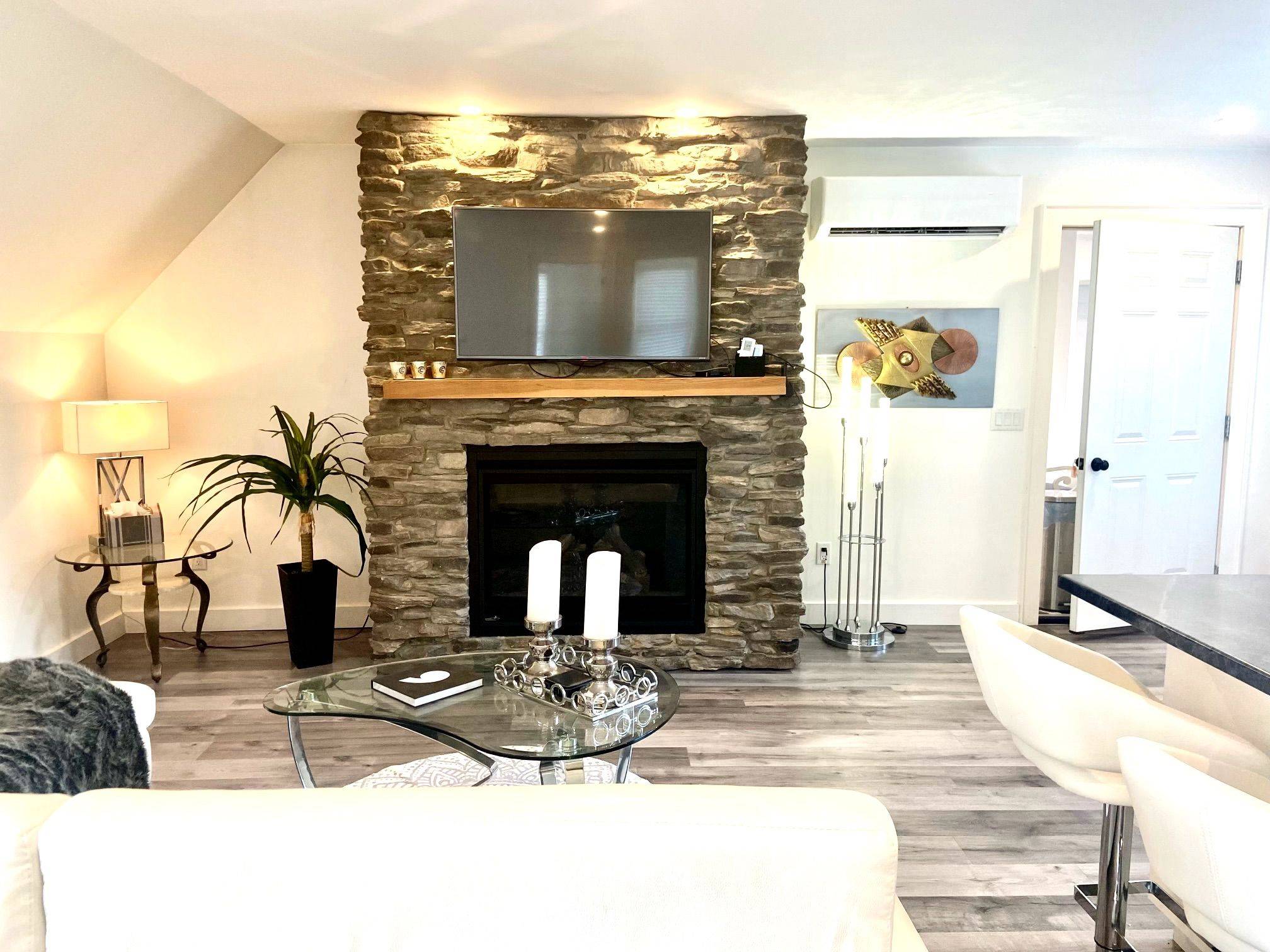 51 Louisa ST W #Carriage House, Blue Mountains, ON N0H 2P0