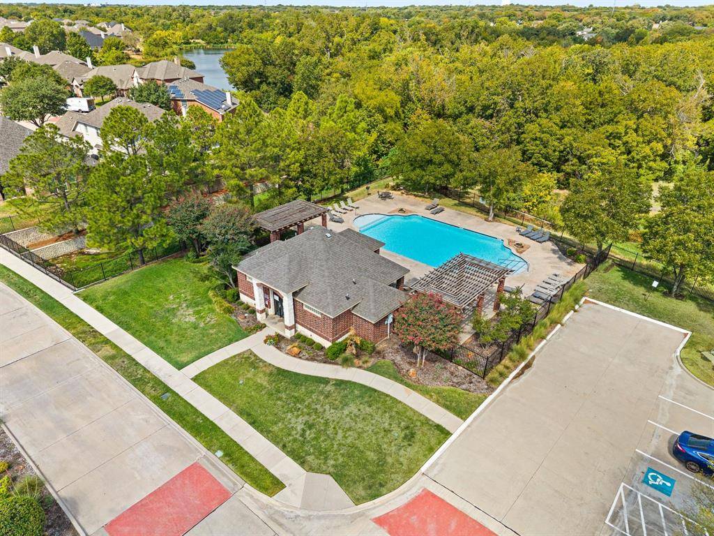 307 Park Haven Boulevard, Euless, TX 76039