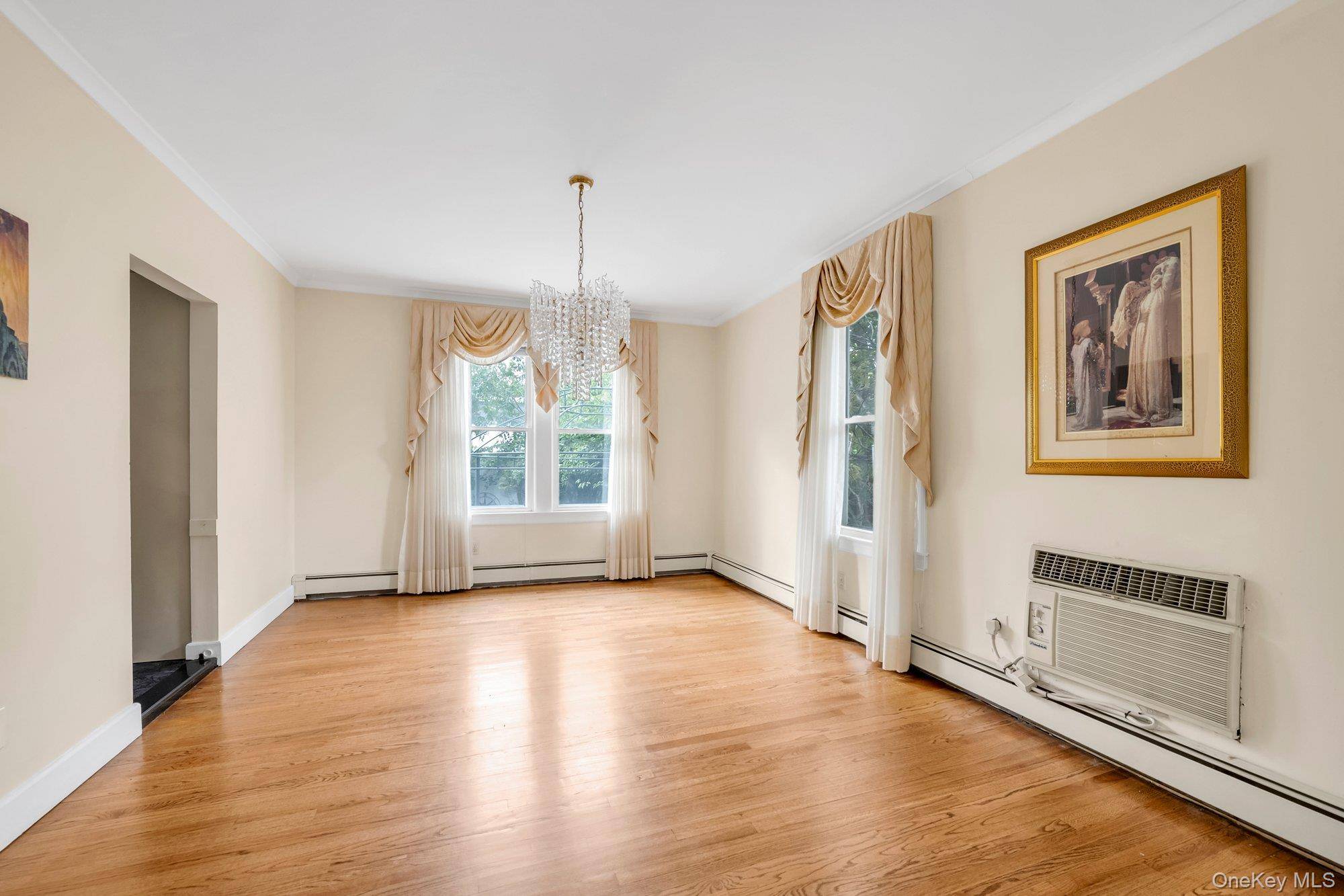 14-84 164 ST, Beechhurst, NY 11357