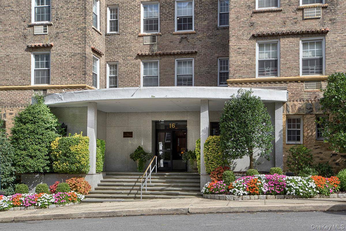 16 N Chatsworth AVE #311, Larchmont, NY 10538