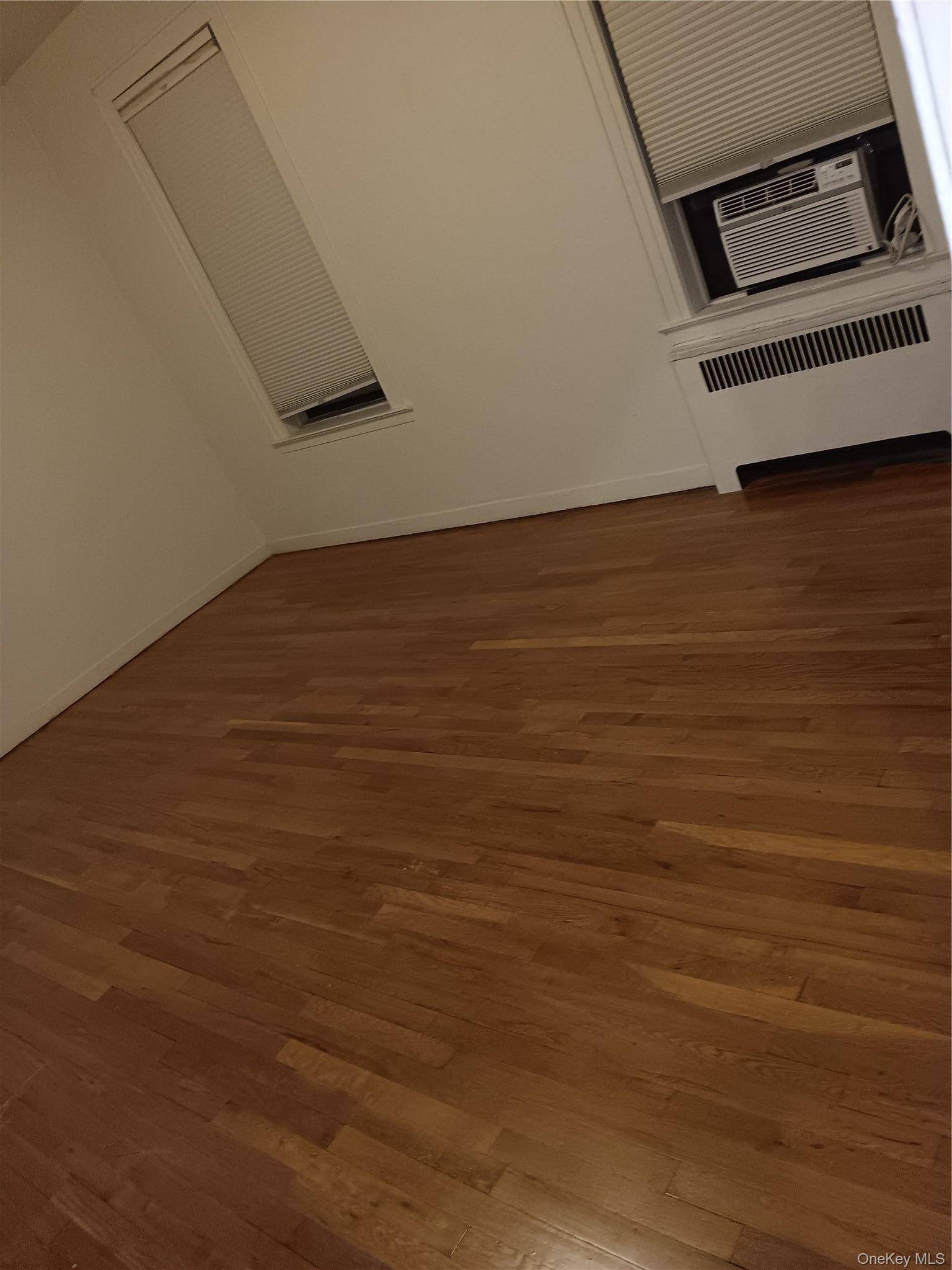 40-45 201 ST, Bayside, NY 11361