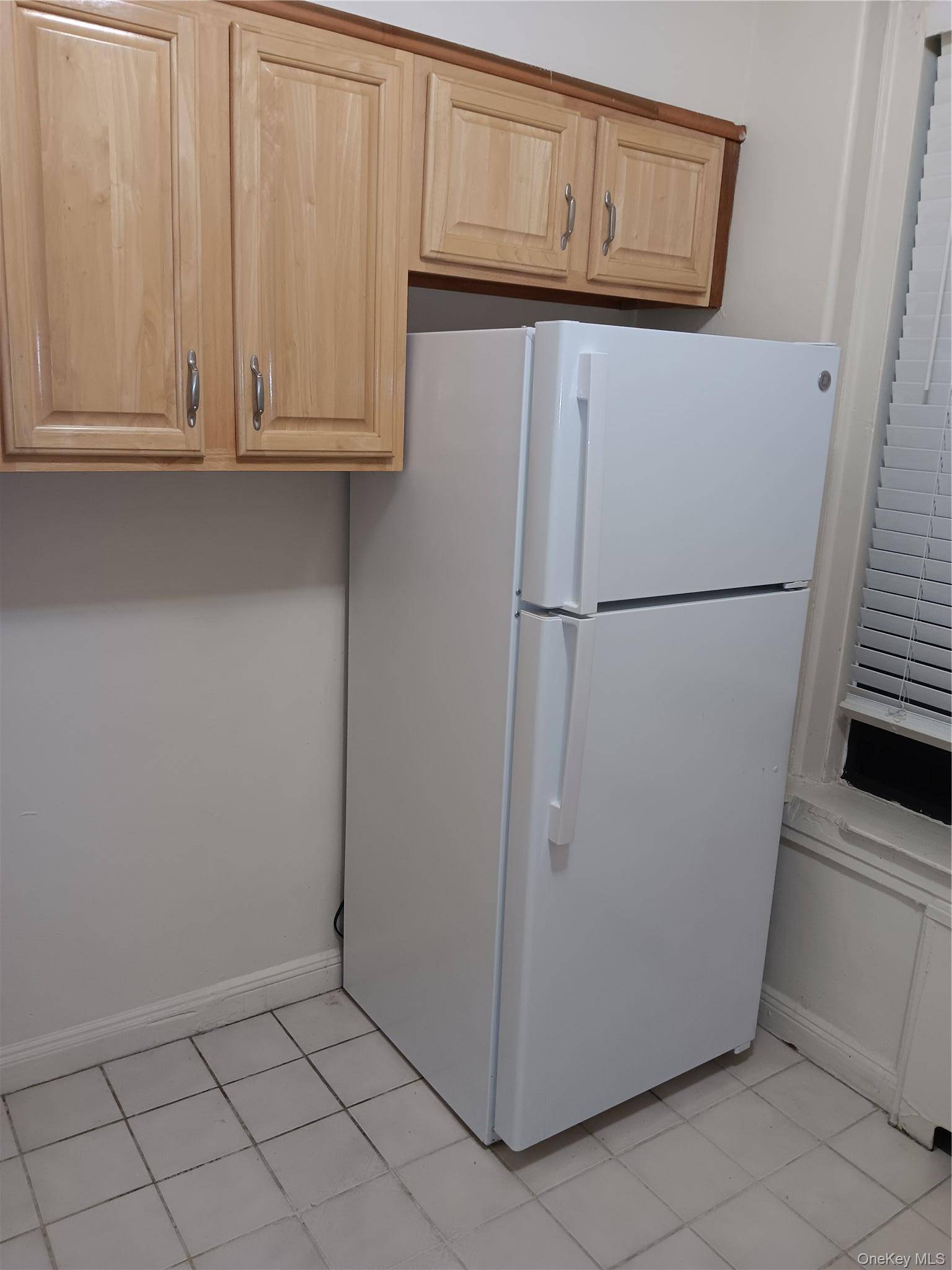 40-45 201 ST, Bayside, NY 11361