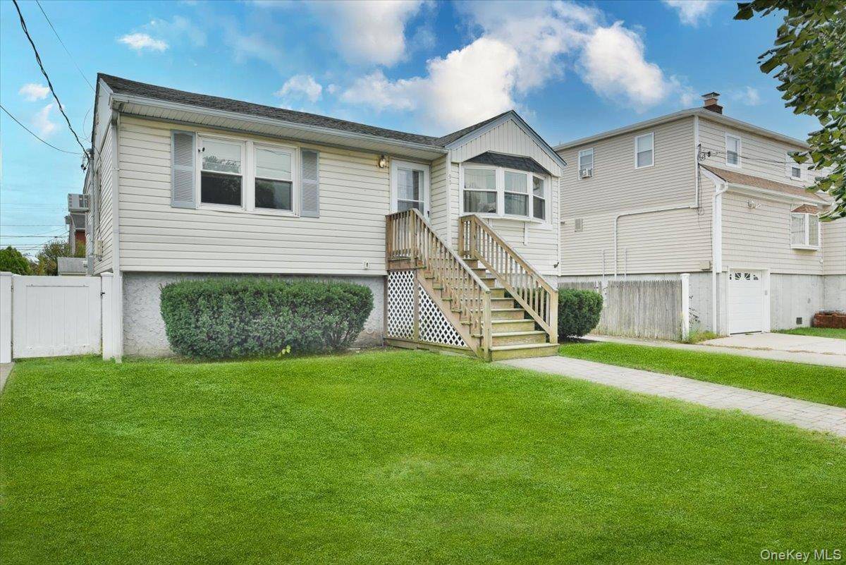 90 4th AVE, East Rockaway, NY 11518