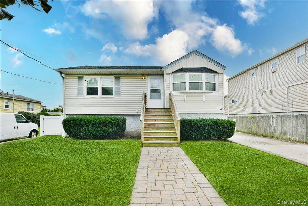 90 4th AVE, East Rockaway, NY 11518