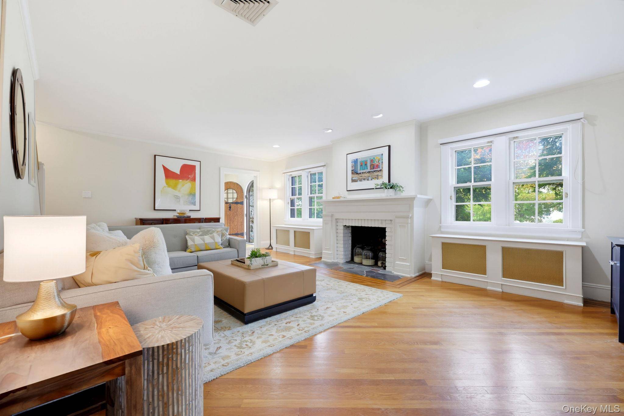 15 Stratton RD, Scarsdale, NY 10583