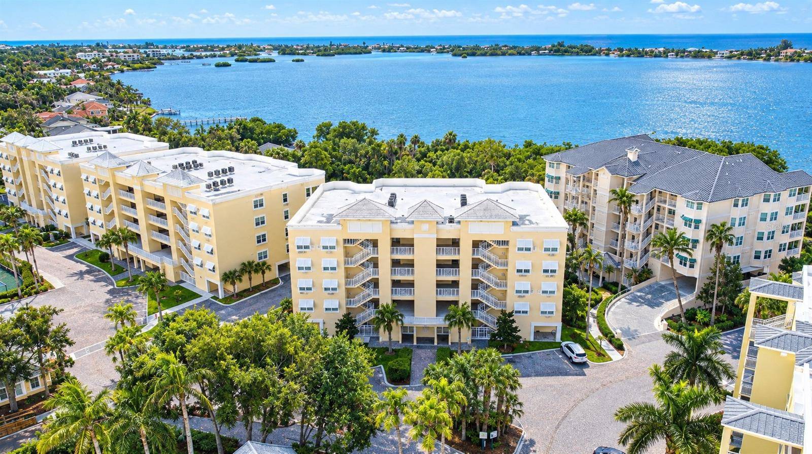 250 HIDDEN BAY DR #302, Osprey, FL 34229