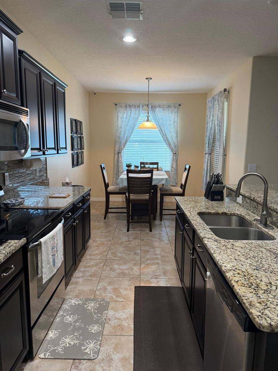 3748 ROUND TABLE CT, Land O Lakes, FL 34638