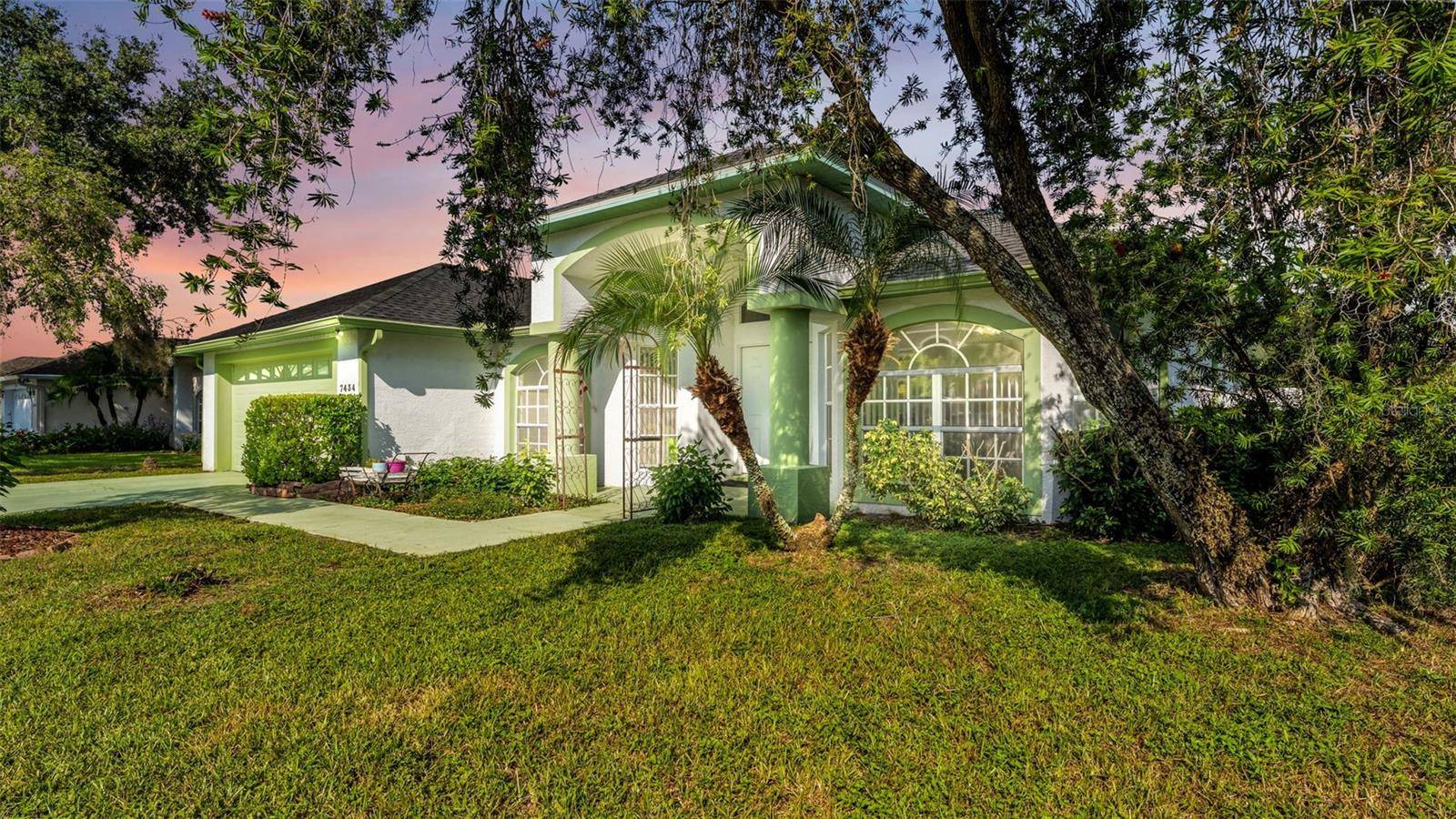 7434 BEAUMONT DR, Lakeland, FL 33810