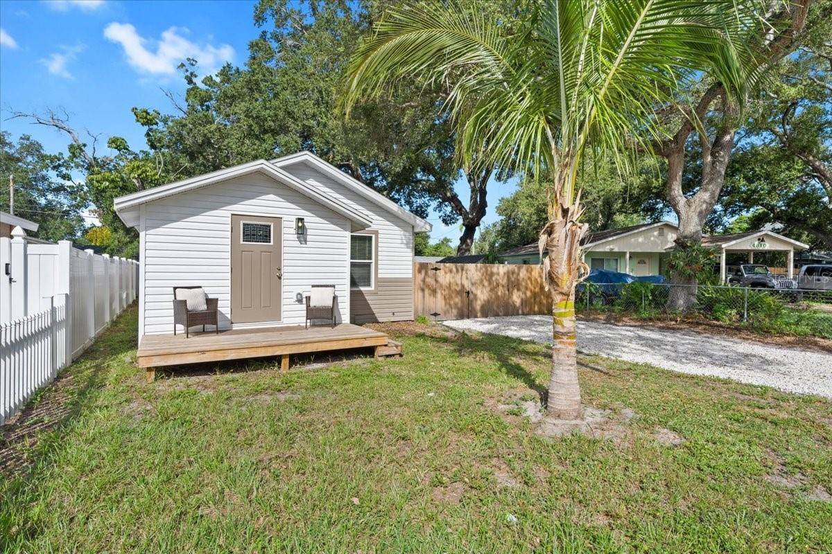 4800 22ND ST N, St Petersburg, FL 33714