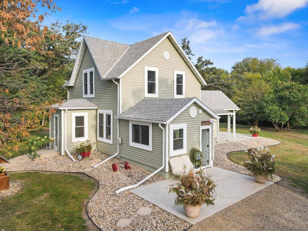 26444 740th AVE, Albert Lea, MN 56007