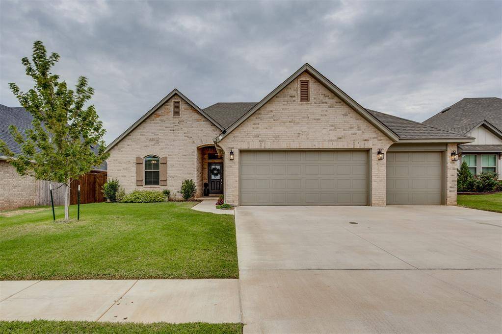 9208 SW 41st ST, Oklahoma City, OK 73179