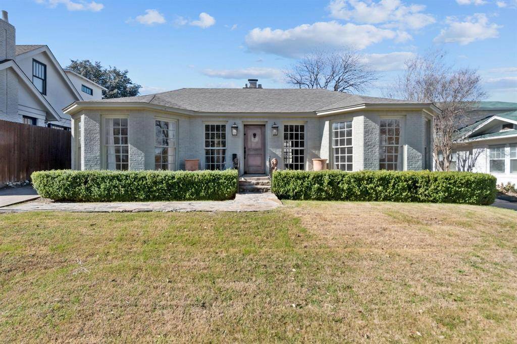 2420 Rogers Avenue, Fort Worth, TX 76109