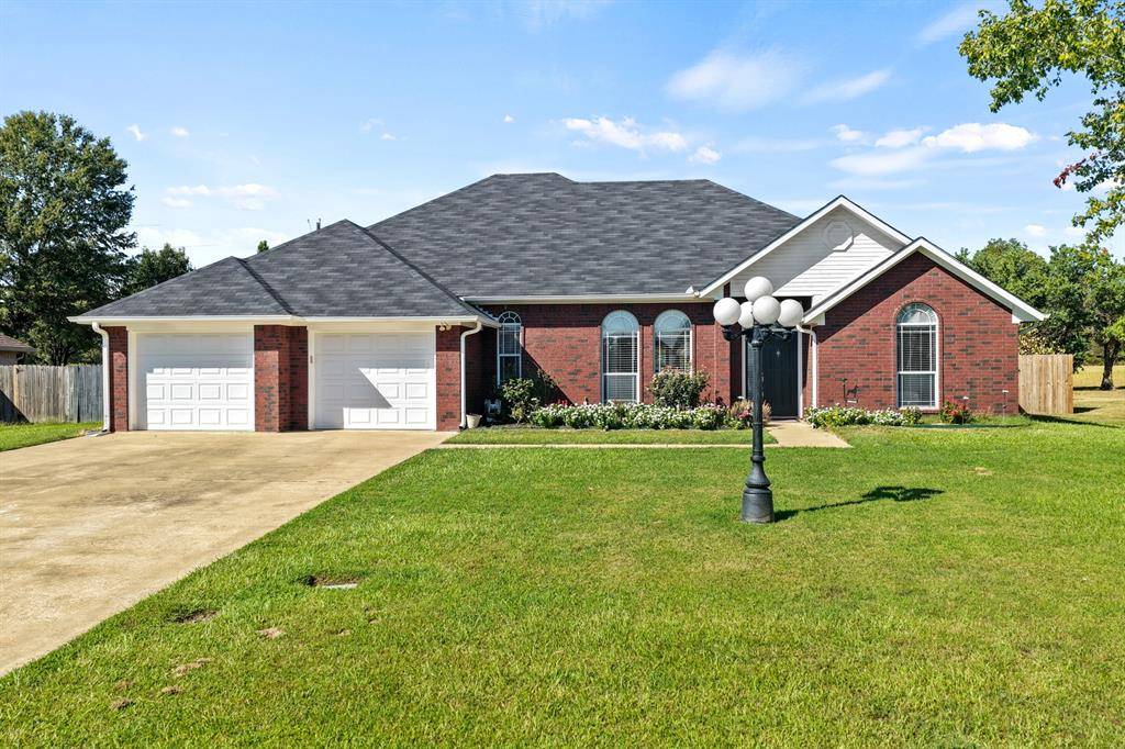 110 Diane Lane, Mount Pleasant, TX 75455