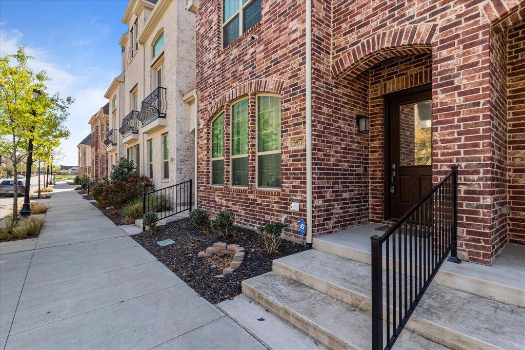 5977 Page Street, Frisco, TX 75034
