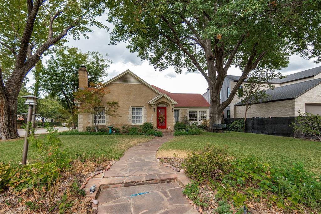 6903 Clayton Avenue, Dallas, TX 75214