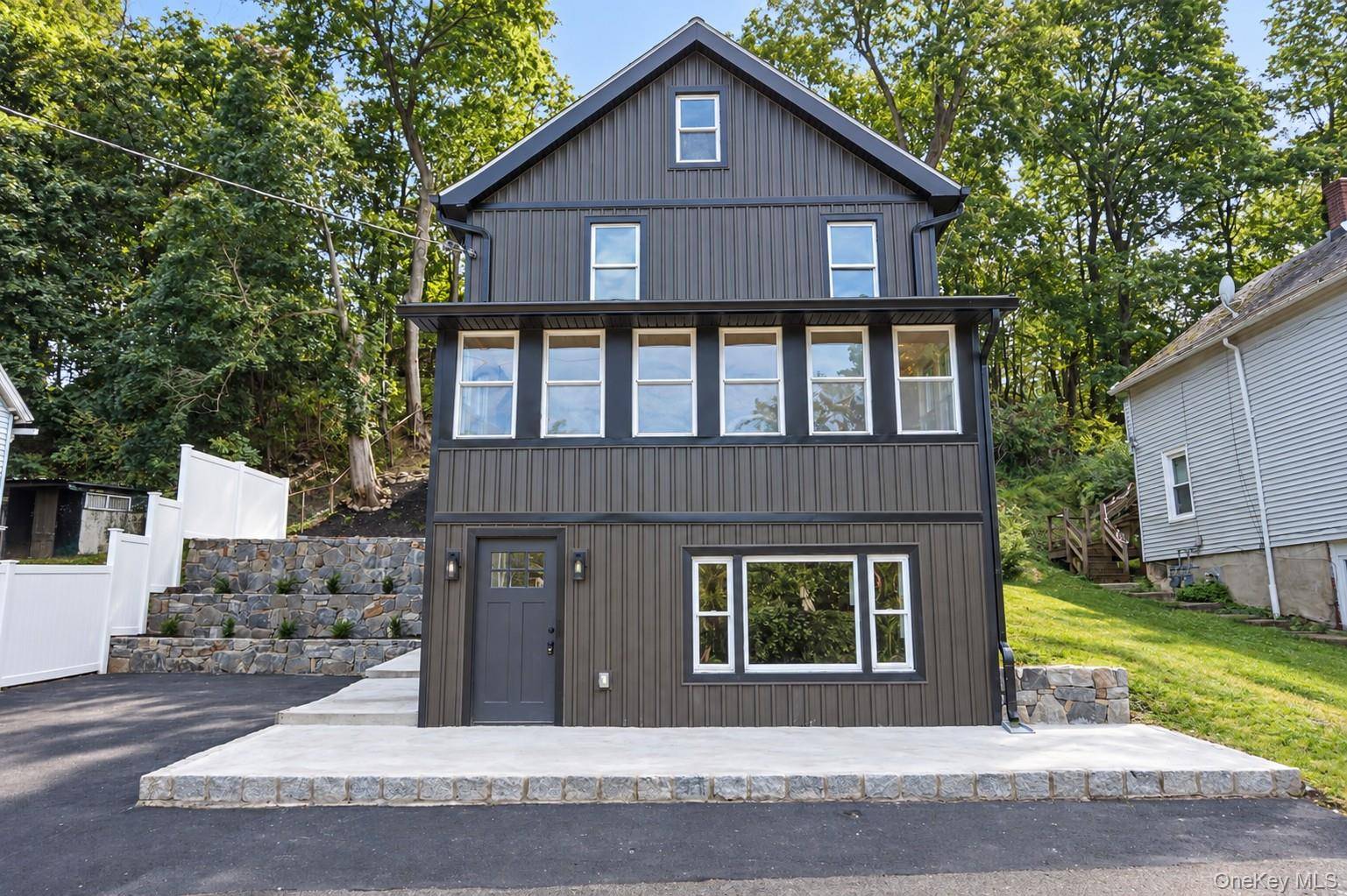13 East ST, Beacon, NY 12508