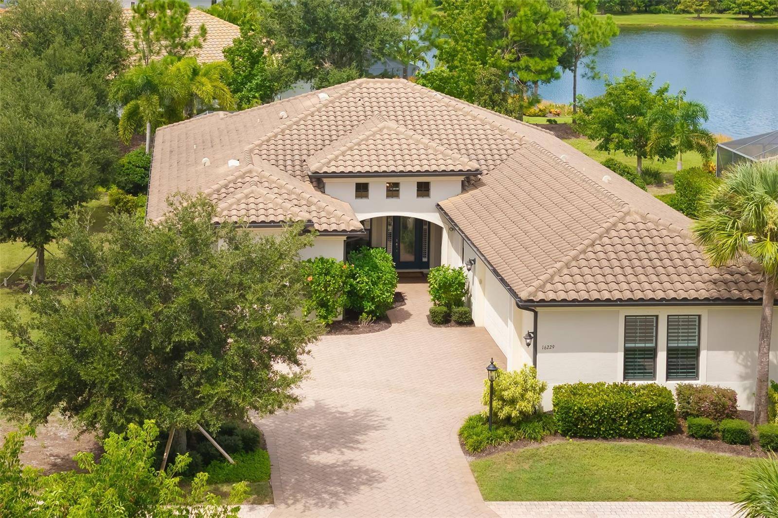 16229 CASTLE PARK TER, Lakewood Ranch, FL 34202