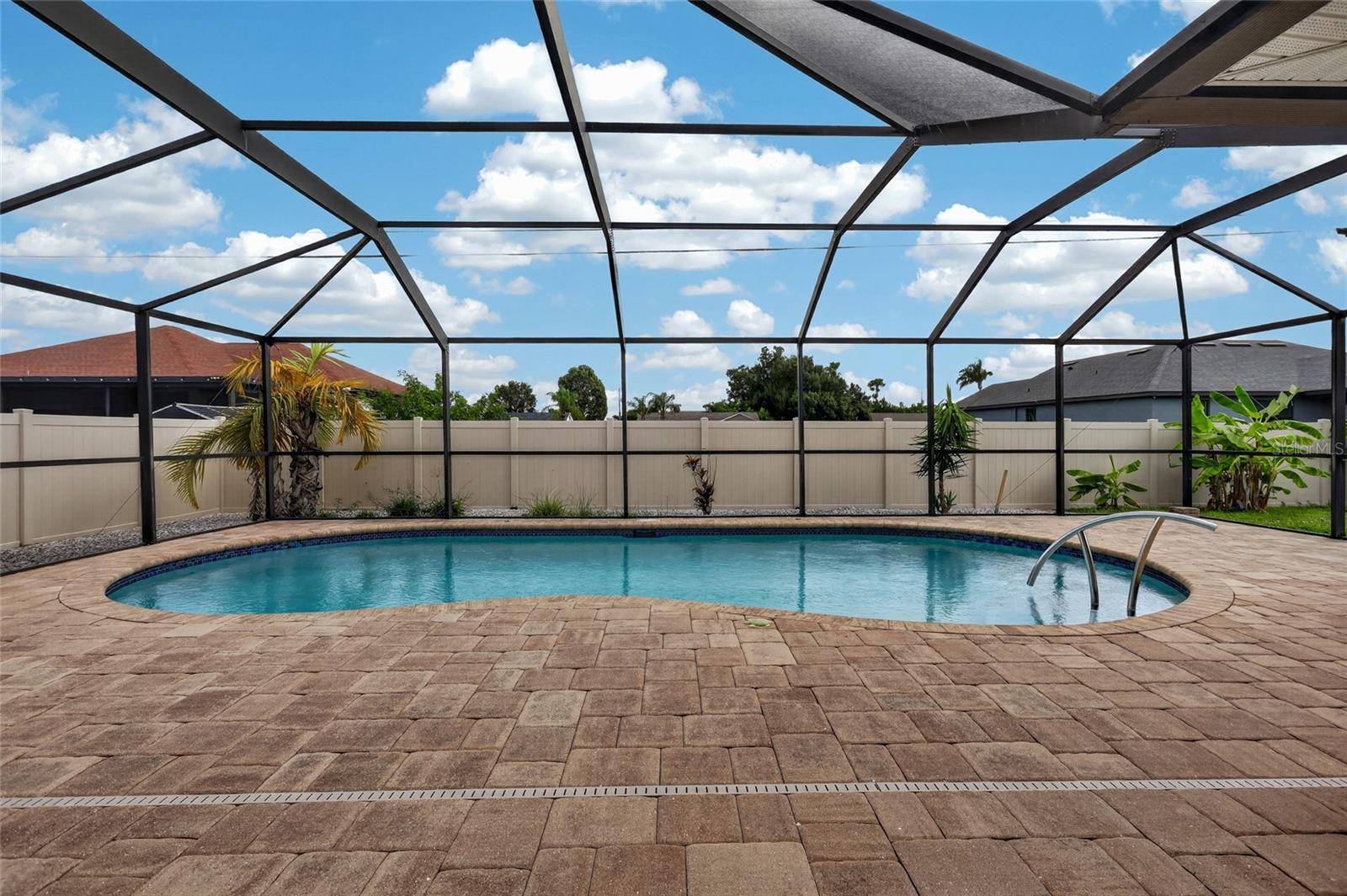 317 NE 9TH TER, Cape Coral, FL 33909
