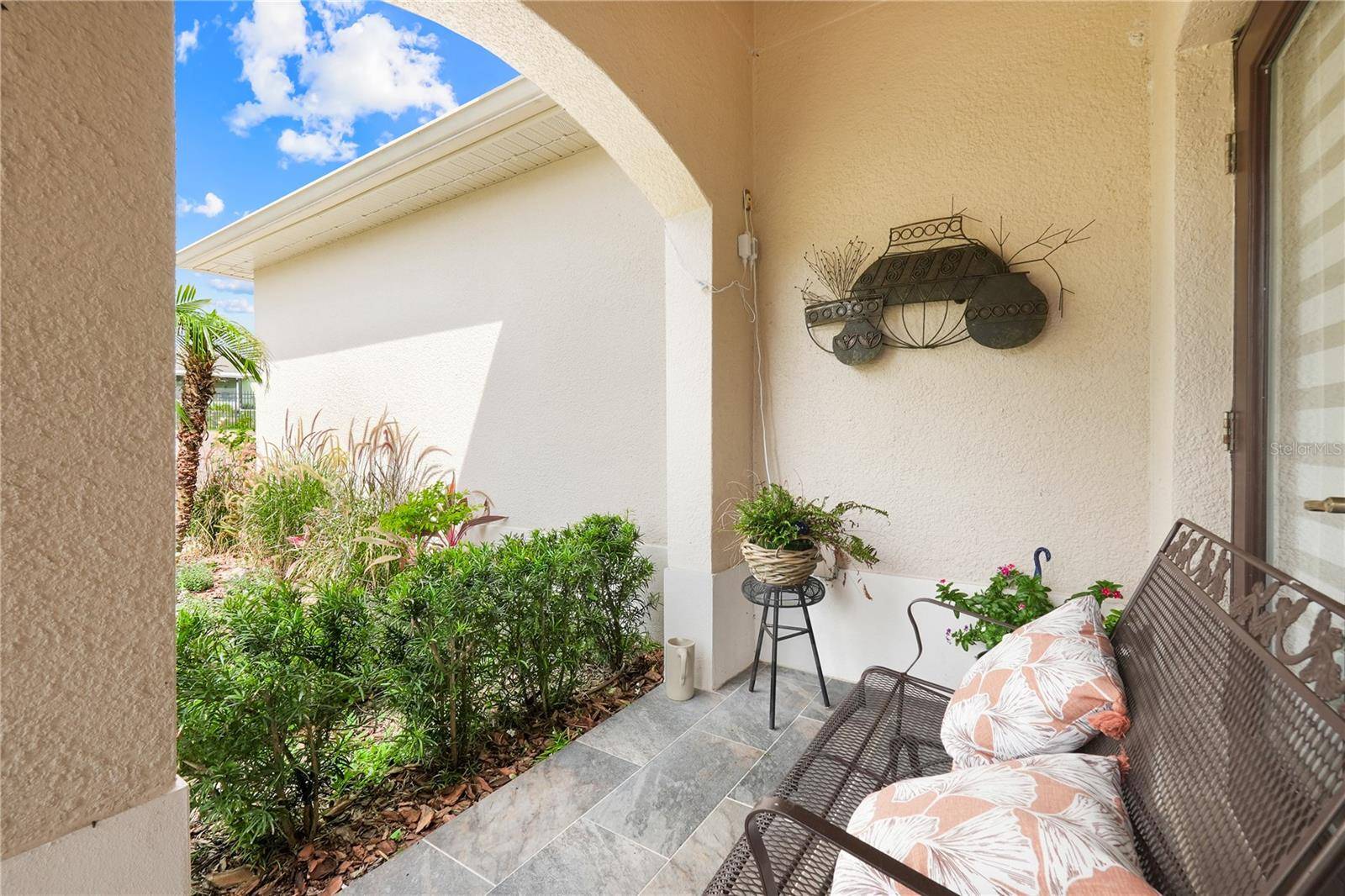 124 ISLABELLA WAY, Groveland, FL 34736