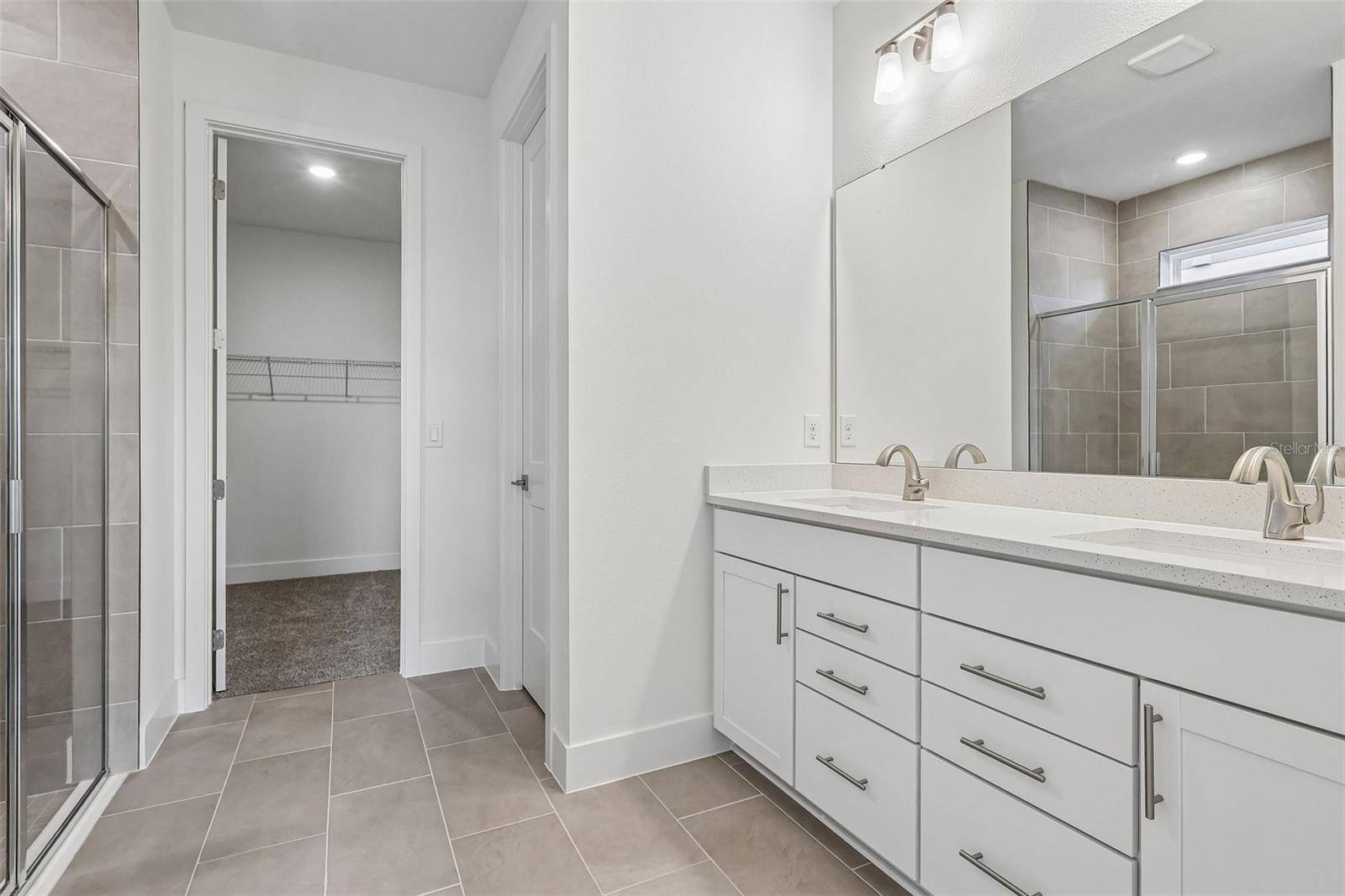 30310 EMERALD FOREST DR, Mount Dora, FL 32757