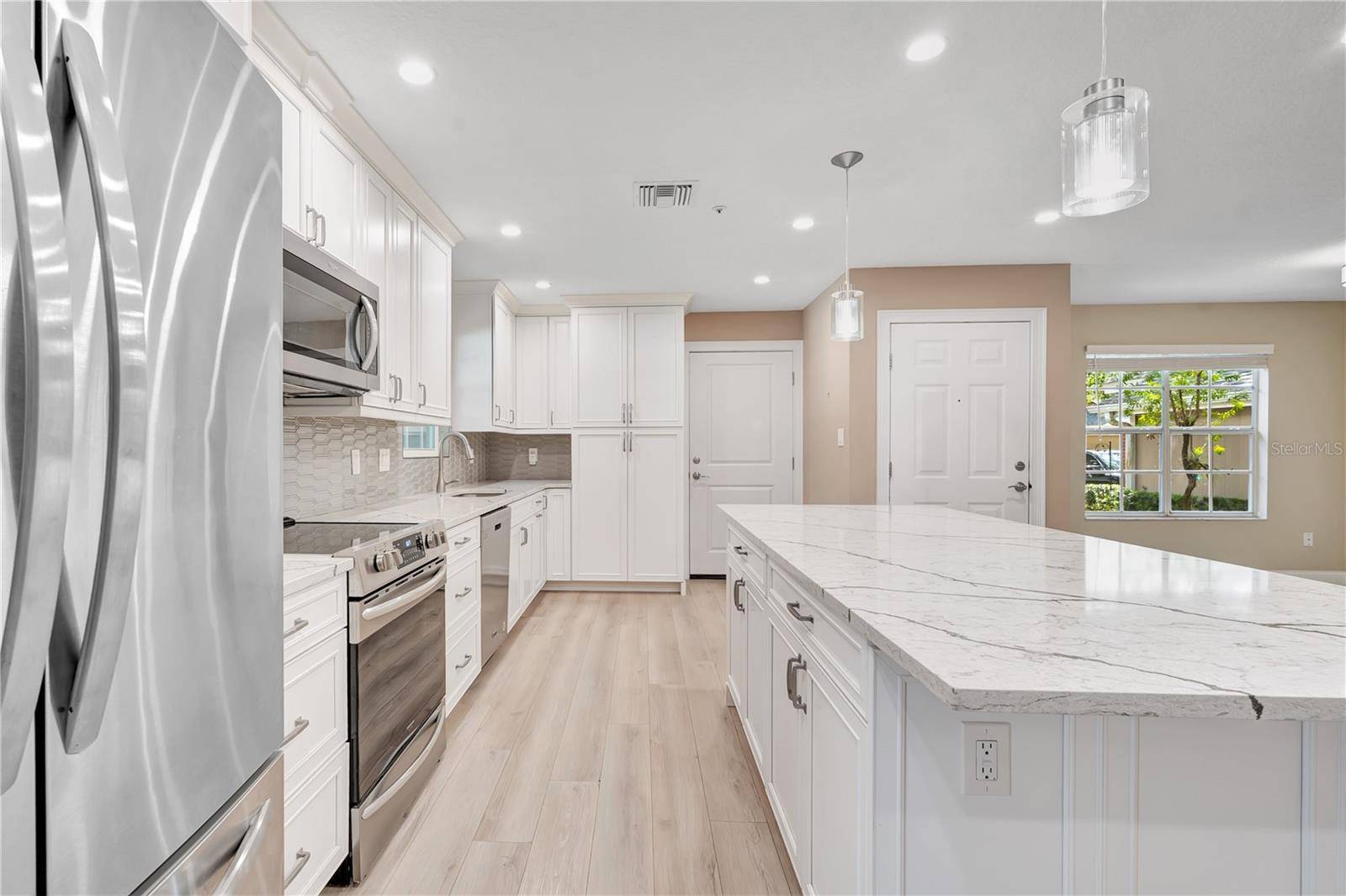 668 POST OAK CIR #116, Altamonte Springs, FL 32701