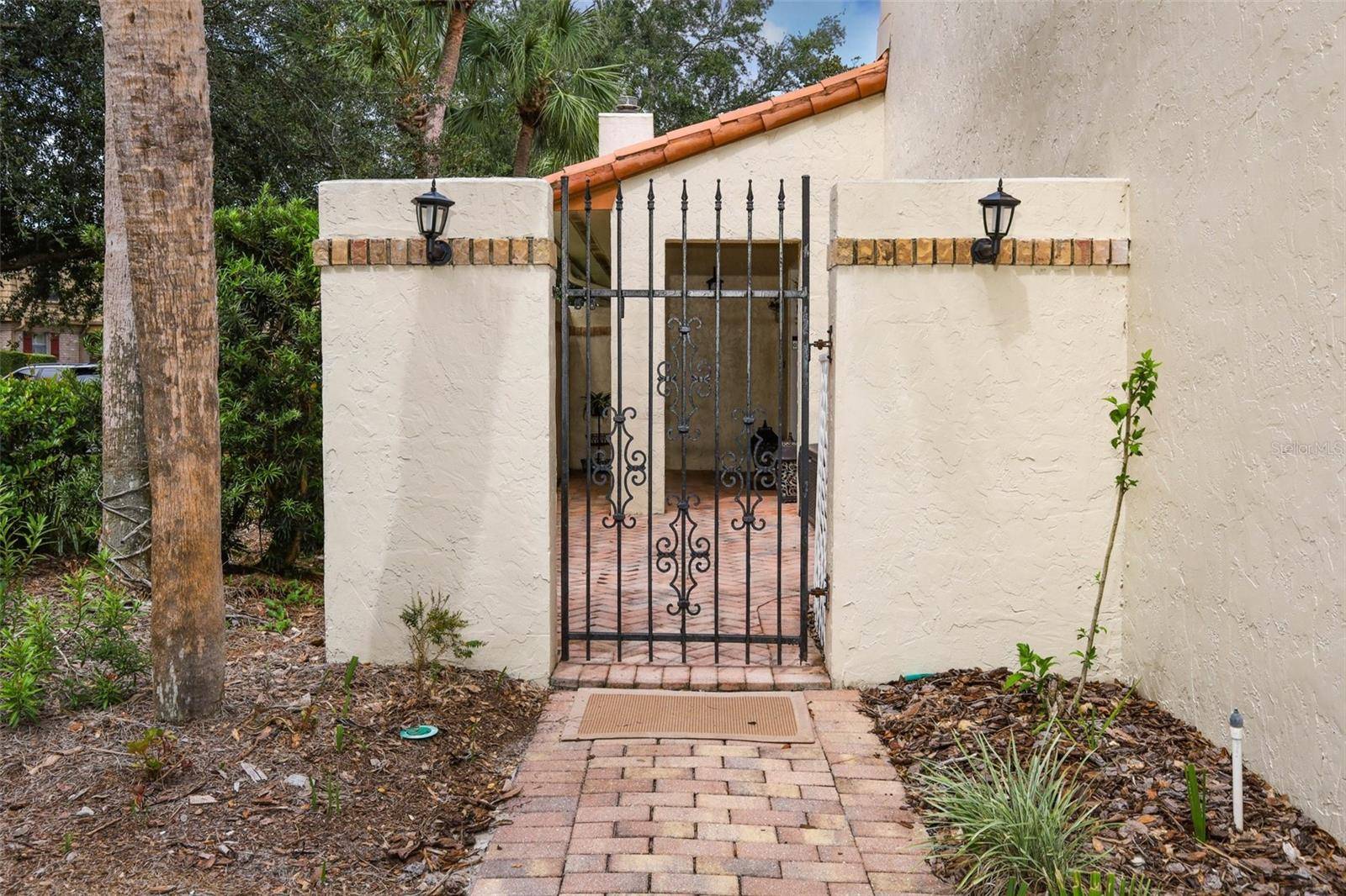 170 BALFOUR DR #1, Winter Park, FL 32792