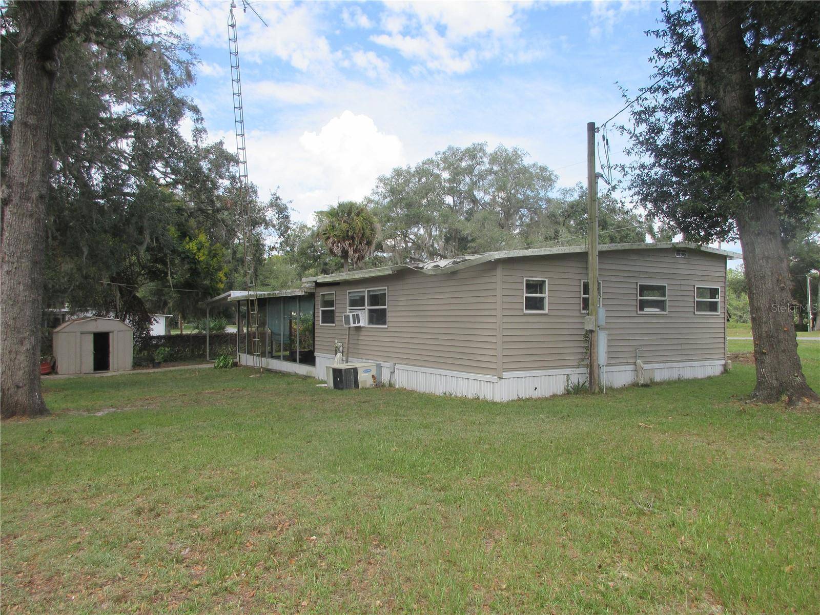 1742 SE 169TH TERRACE RD, Silver Springs, FL 34488