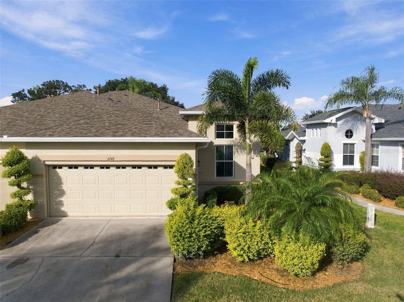1248 LYNDHURST GREENS DR #1248, Sun City Center, FL 33573