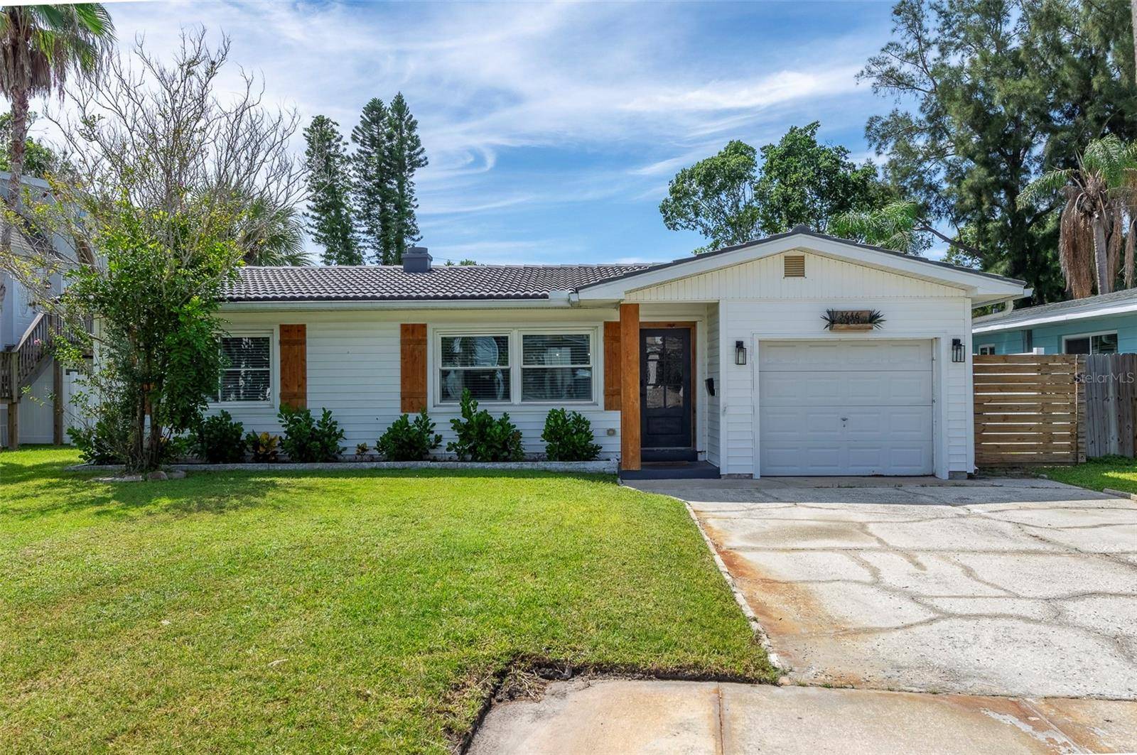 3646 ALABAMA AVE NE, St Petersburg, FL 33703
