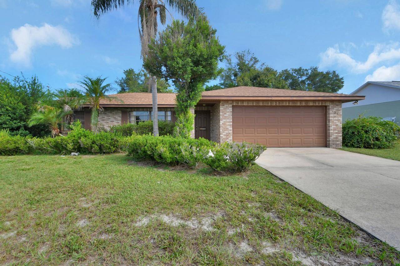 135 E IRIS DR, Orange City, FL 32763
