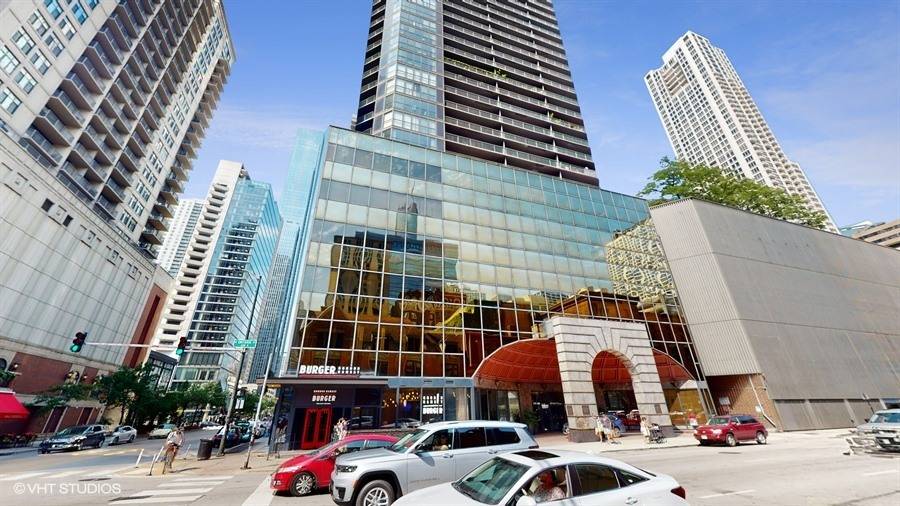 10 E Ontario ST #4301, Chicago, IL 60611