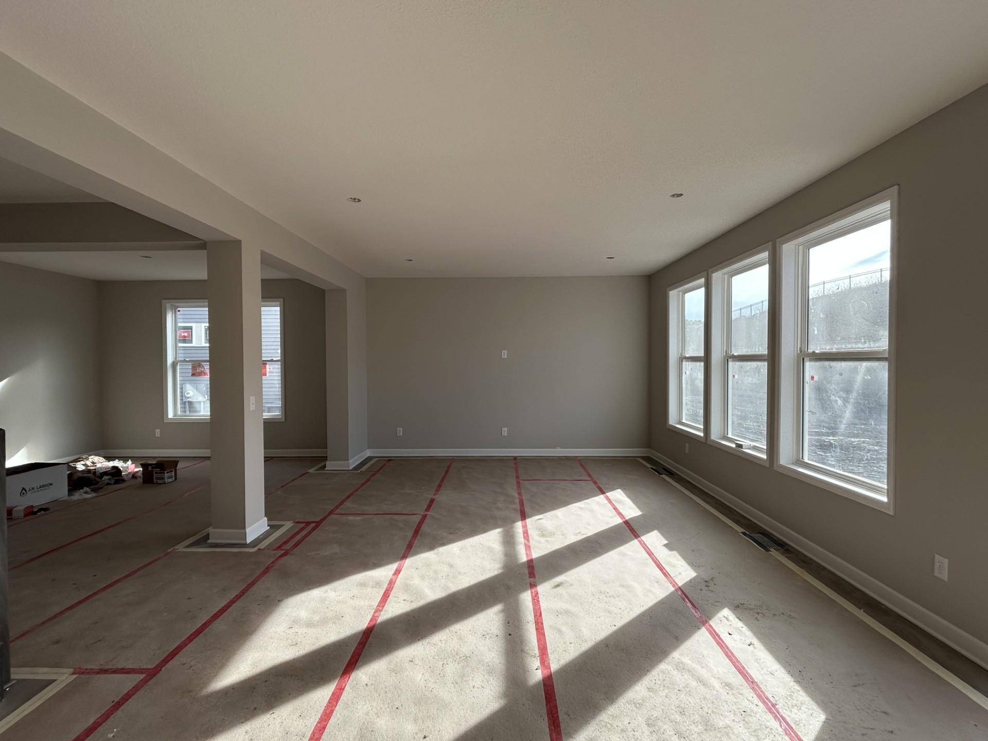 2560 Rock Elm RD, Shakopee, MN 55379