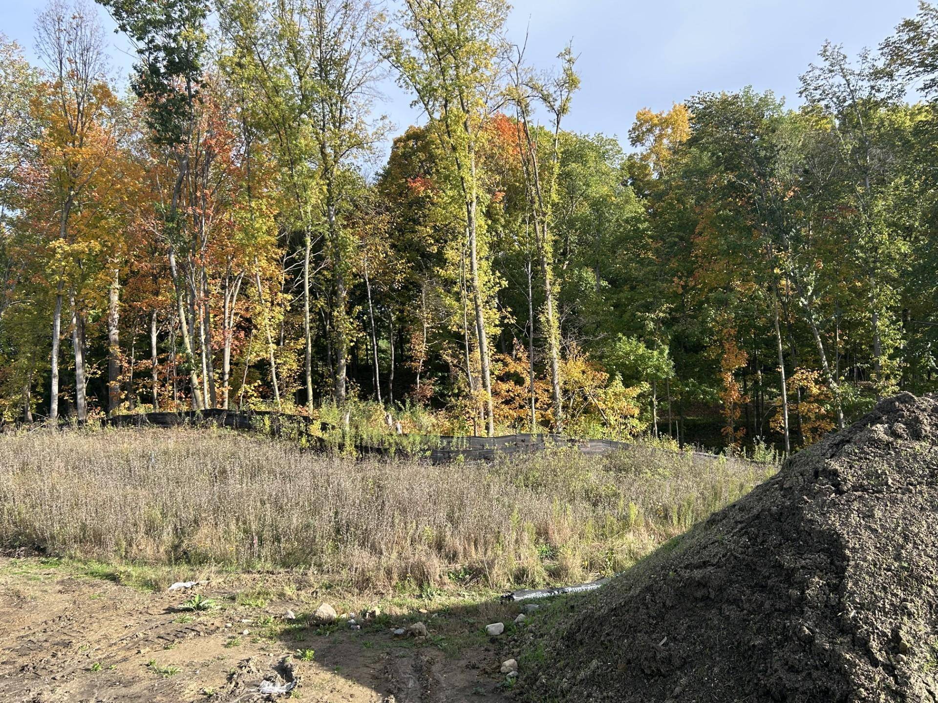 2702 Wood Duck TRL, Shakopee, MN 55379