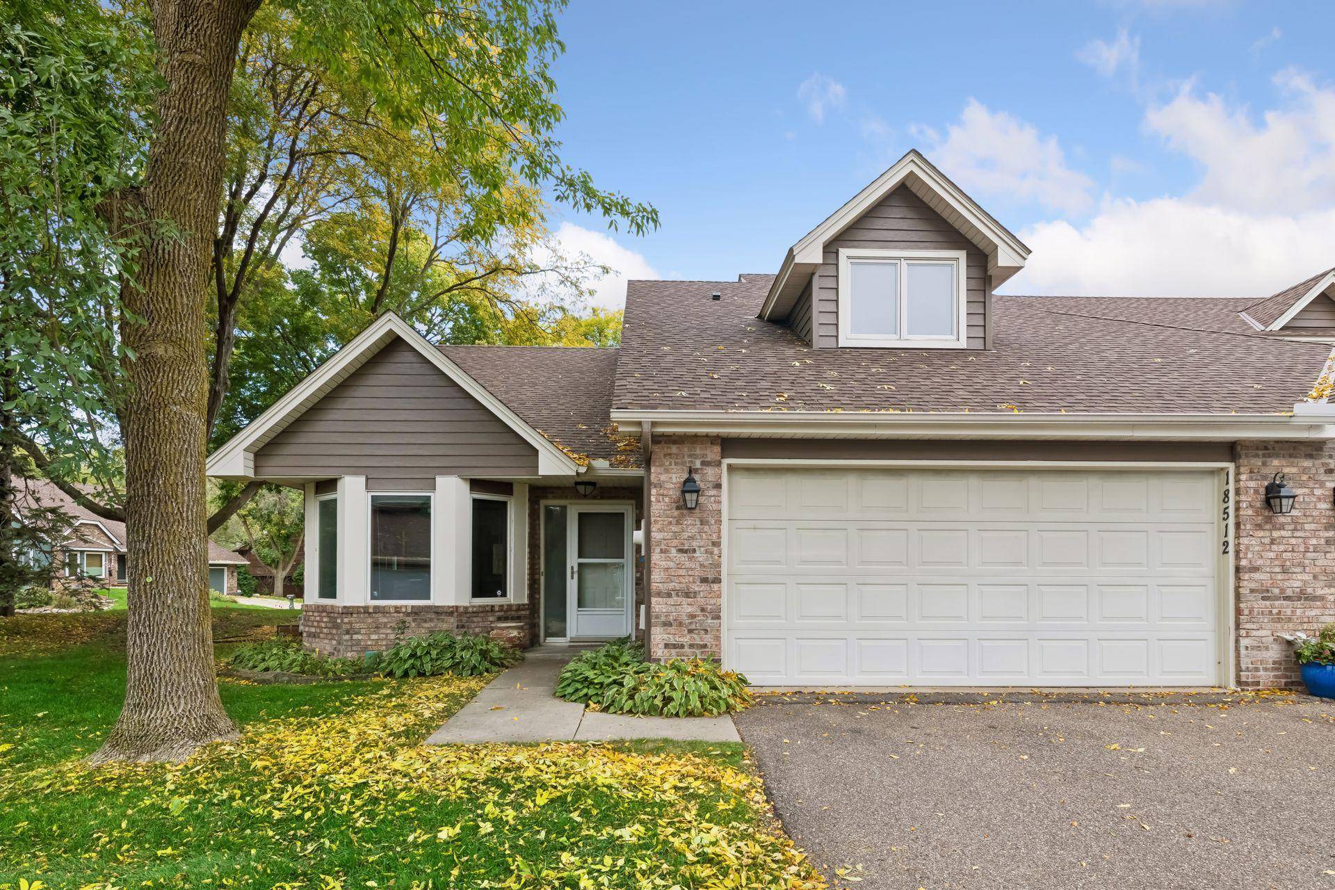 18512 Lime Tree CT, Minnetonka, MN 55345