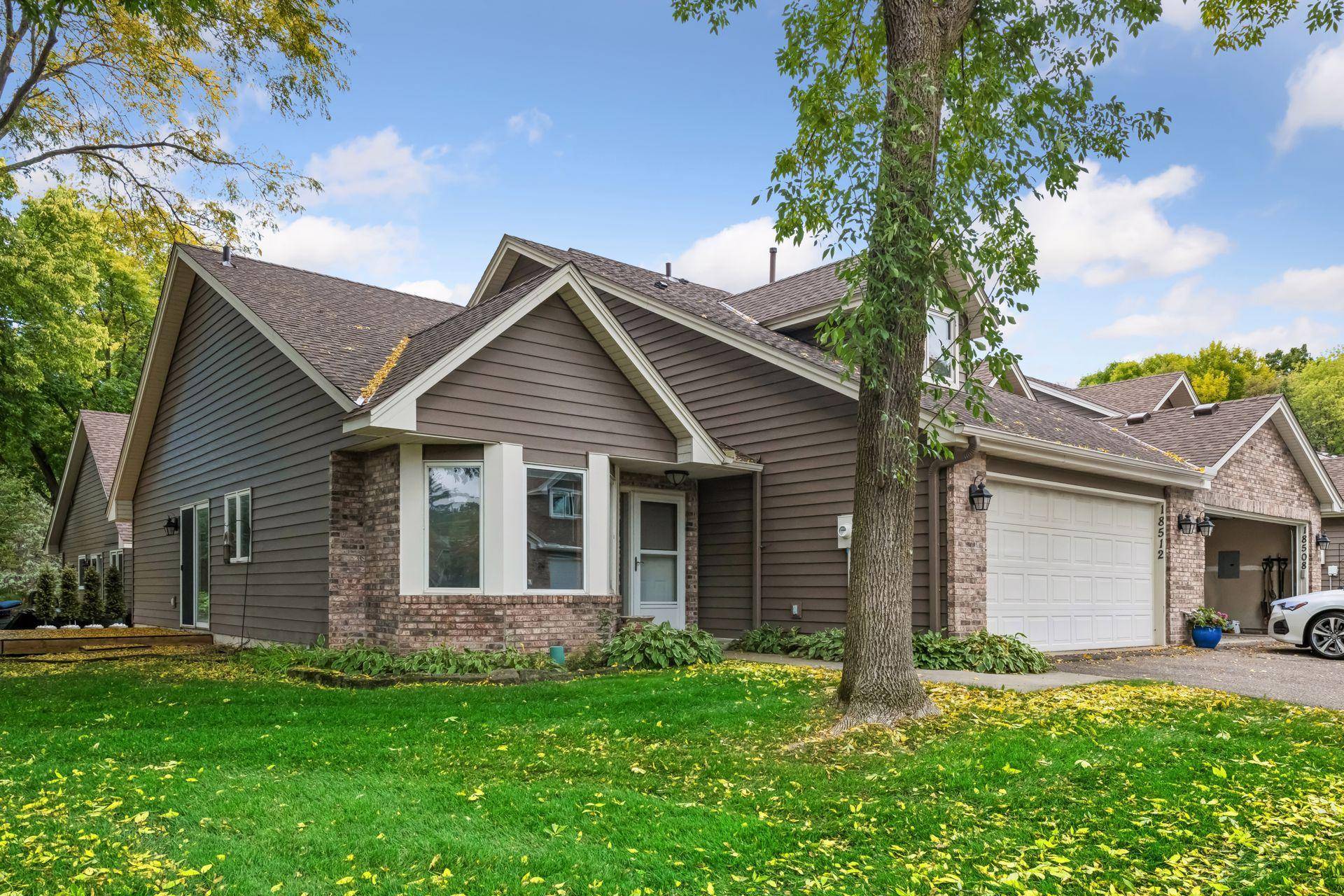 18512 Lime Tree CT, Minnetonka, MN 55345