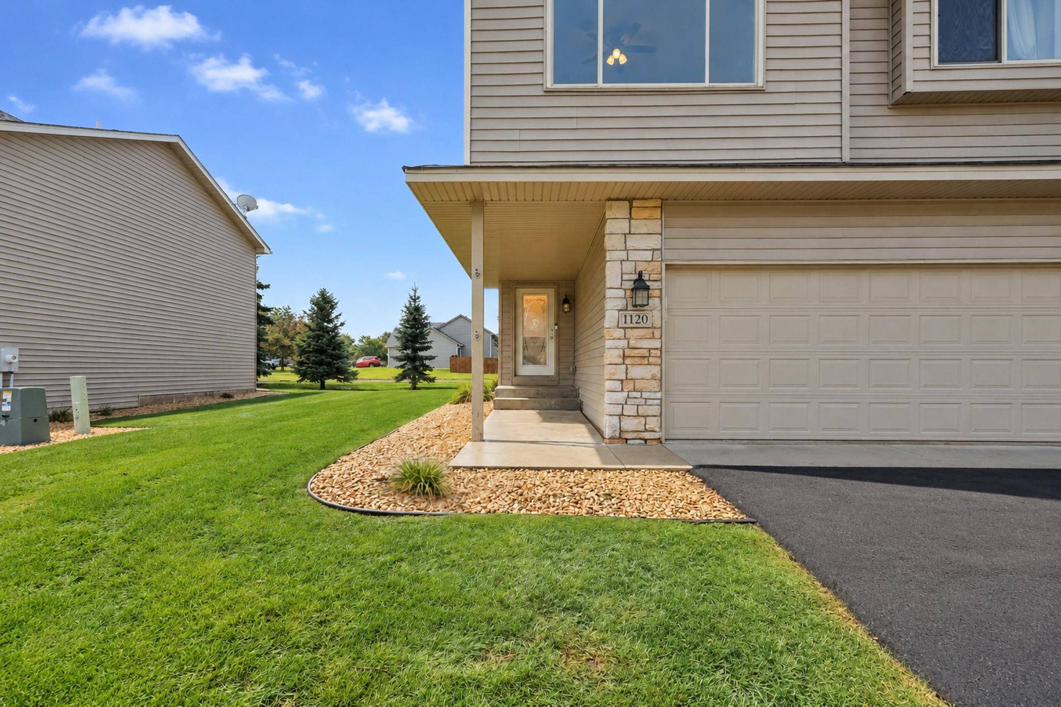 1120 Bristol LN, Farmington, MN 55024