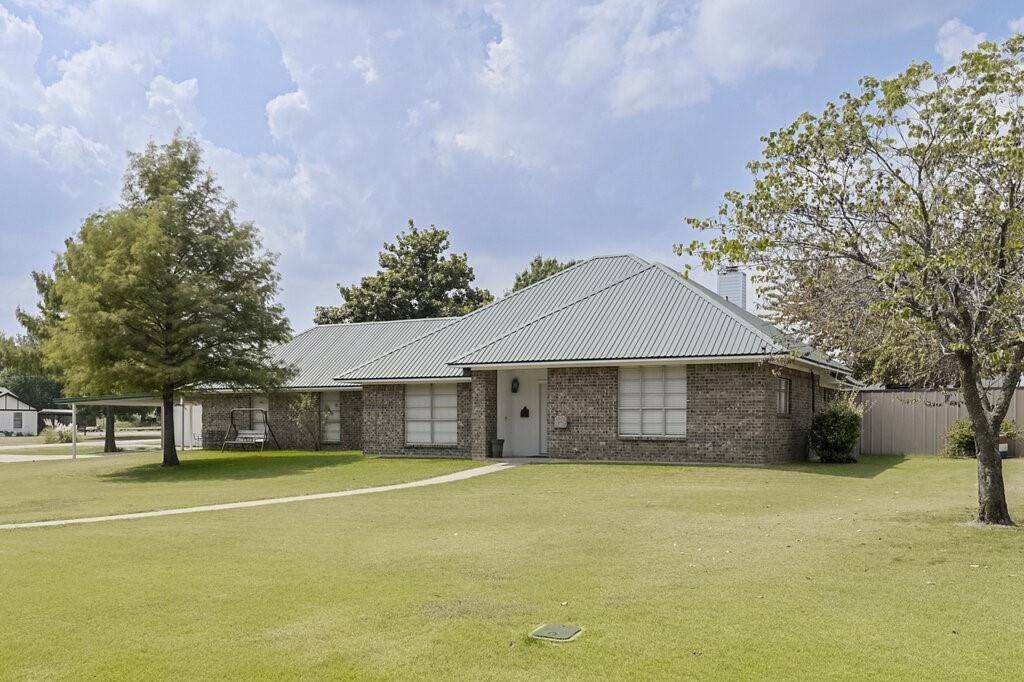 111 Kirk Road, Midlothian, TX 76065
