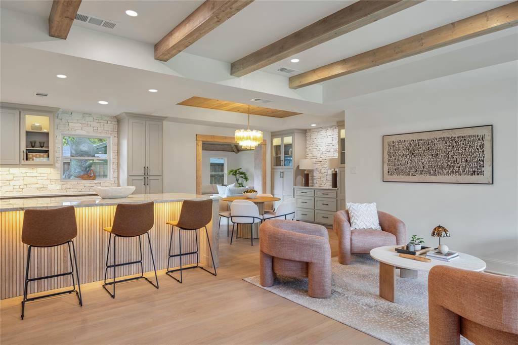 7103 Westbrook Lane, Dallas, TX 75214