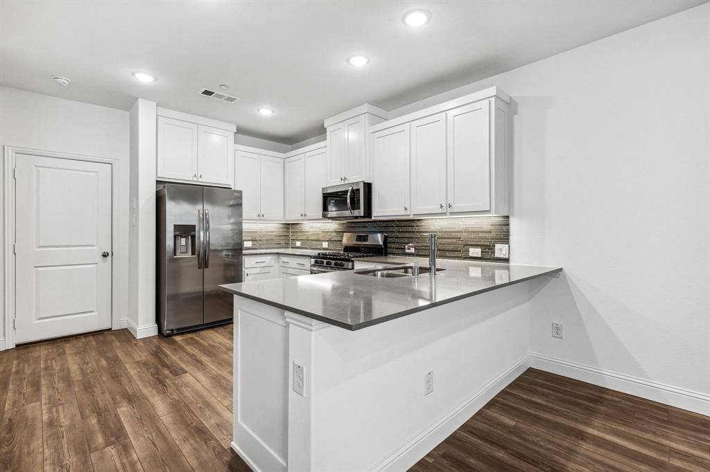 1008 Homestead Way, Argyle, TX 76226