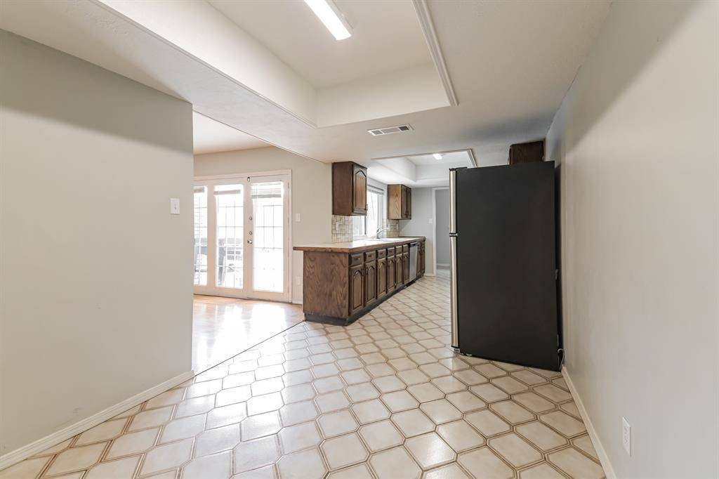 3464 Livingston Lane, Carrollton, TX 75007