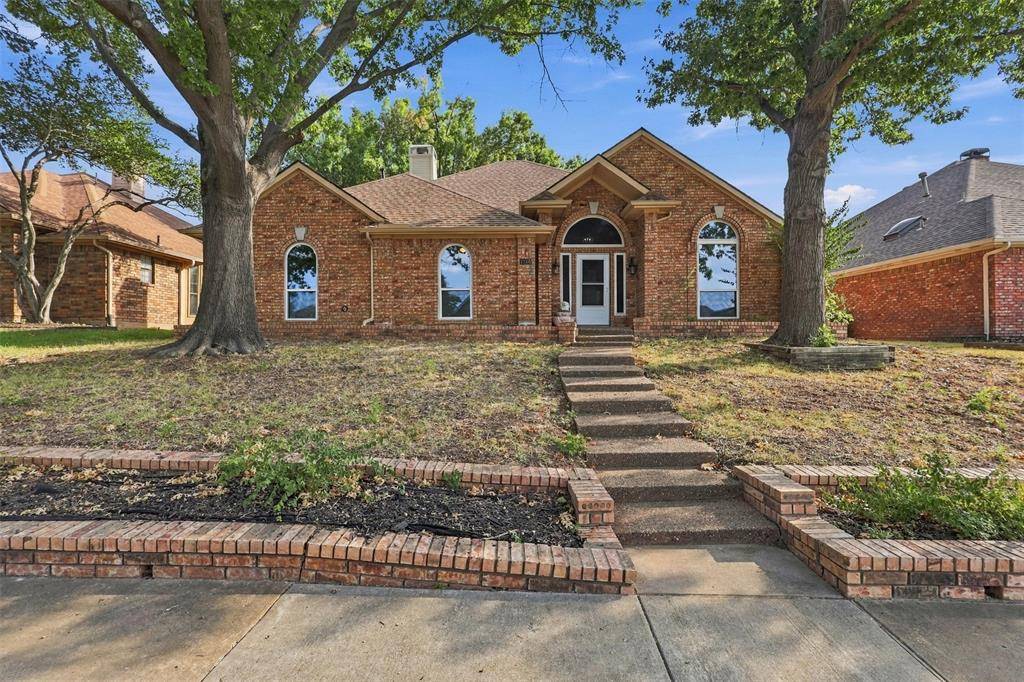 1316 Royal Palm Lane, Carrollton, TX 75007