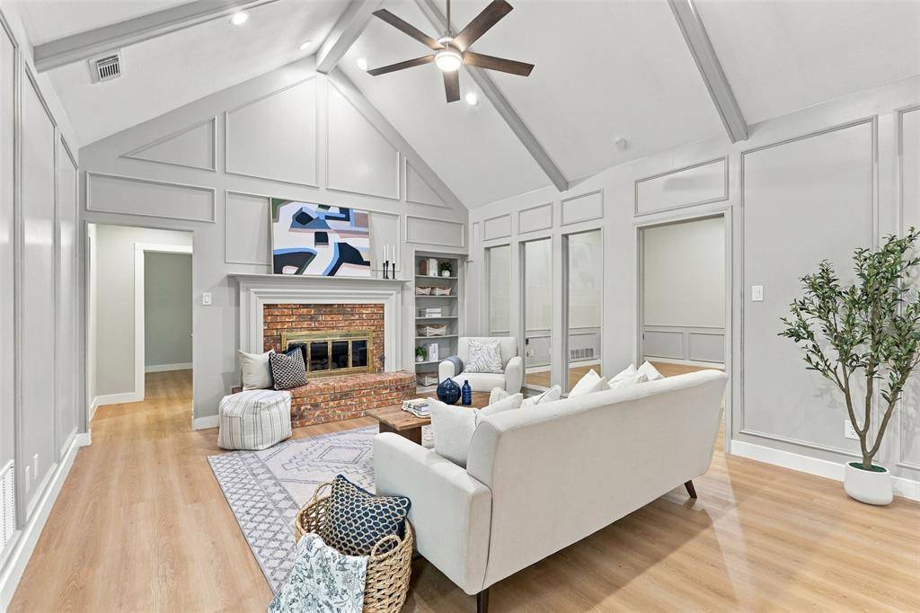 1316 Royal Palm Lane, Carrollton, TX 75007