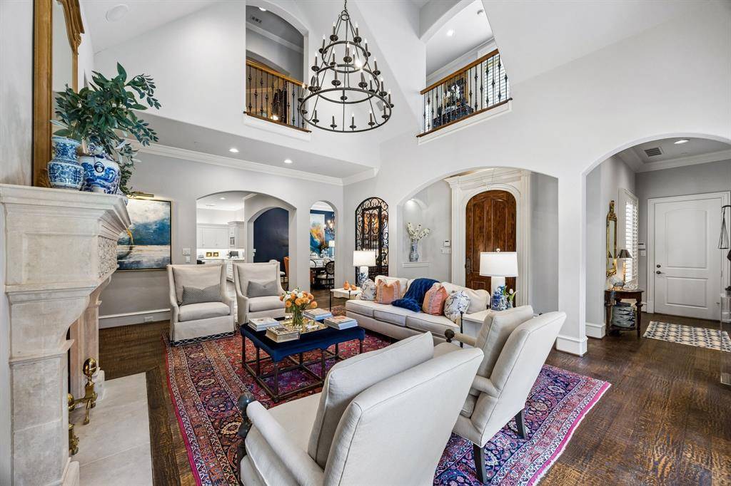 6 Bluff Park, Dallas, TX 75220